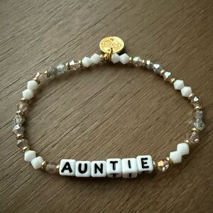 Little Words Project Beaded Bracelet Auntie